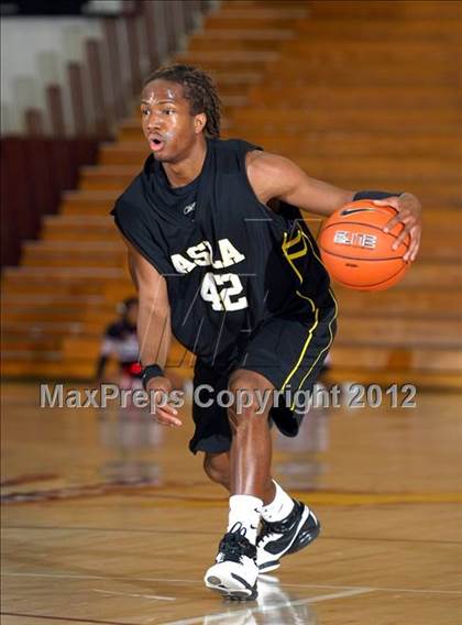 Thumbnail 1 in Animo South Los Angeles vs. View Park (CIF LA City Section Final) photogallery.