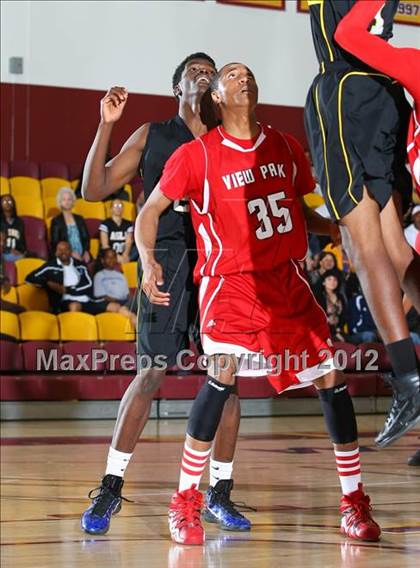 Thumbnail 1 in Animo South Los Angeles vs. View Park (CIF LA City Section Final) photogallery.