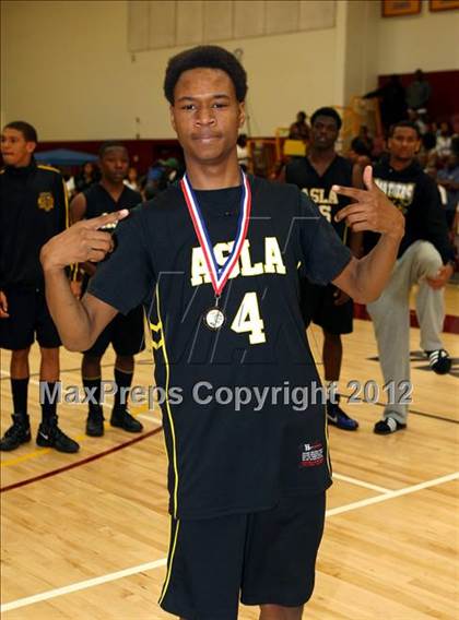 Thumbnail 3 in Animo South Los Angeles vs. View Park (CIF LA City Section Final) photogallery.