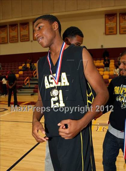 Thumbnail 2 in Animo South Los Angeles vs. View Park (CIF LA City Section Final) photogallery.