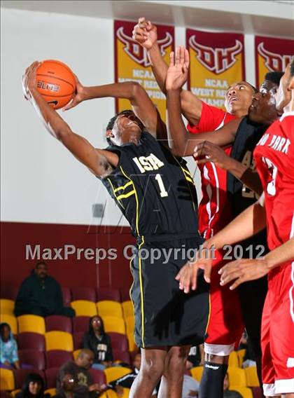 Thumbnail 3 in Animo South Los Angeles vs. View Park (CIF LA City Section Final) photogallery.
