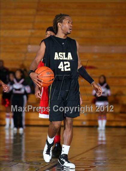 Thumbnail 3 in Animo South Los Angeles vs. View Park (CIF LA City Section Final) photogallery.
