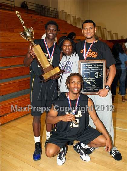 Thumbnail 3 in Animo South Los Angeles vs. View Park (CIF LA City Section Final) photogallery.