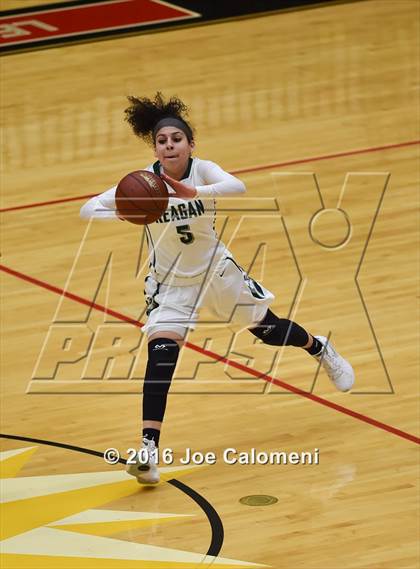 Thumbnail 1 in Churchill vs Reagan [Ronald] (Blossom Athletic Center) photogallery.