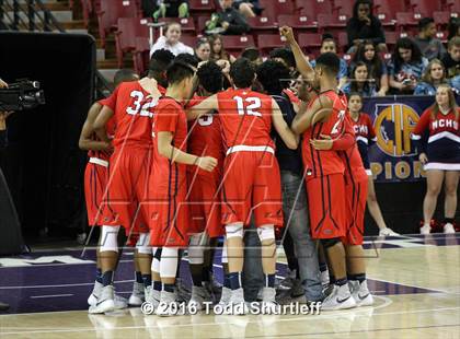 Thumbnail 1 in De La Salle vs. Modesto Christian (CIF NorCal Regional Open Division Final) photogallery.