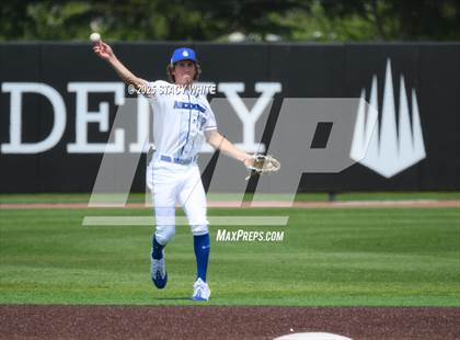 Thumbnail 2 in Hewitt-Trussville vs IMG Academy (IMG Academy National Classic) photogallery.