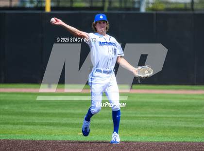 Thumbnail 2 in Hewitt-Trussville vs IMG Academy (IMG Academy National Classic) photogallery.