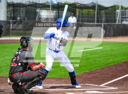 Thumbnail 2 in Hewitt-Trussville vs IMG Academy (IMG Academy National Classic) photogallery.