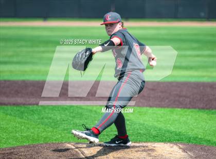 Thumbnail 3 in Hewitt-Trussville vs IMG Academy (IMG Academy National Classic) photogallery.
