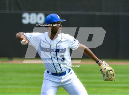 Thumbnail 2 in Hewitt-Trussville vs IMG Academy (IMG Academy National Classic) photogallery.