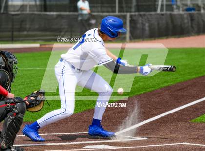 Thumbnail 2 in Hewitt-Trussville vs IMG Academy (IMG Academy National Classic) photogallery.