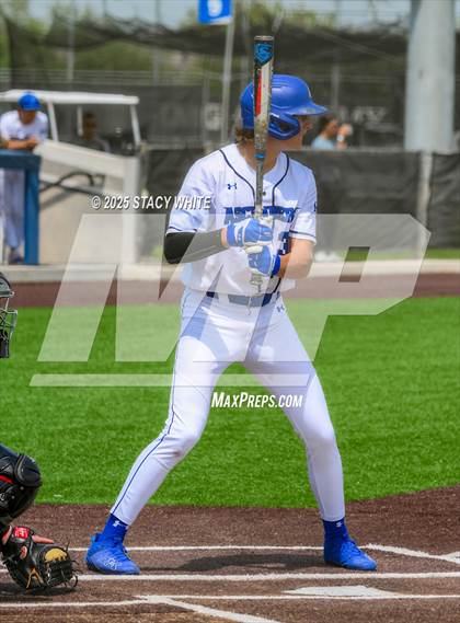 Thumbnail 3 in Hewitt-Trussville vs IMG Academy (IMG Academy National Classic) photogallery.