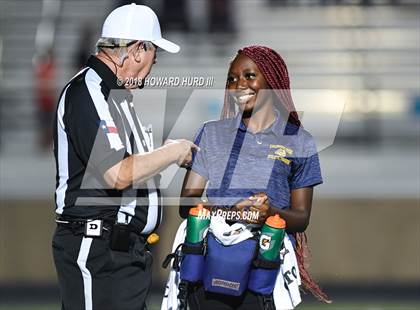 Thumbnail 1 in Everman @ Aledo photogallery.
