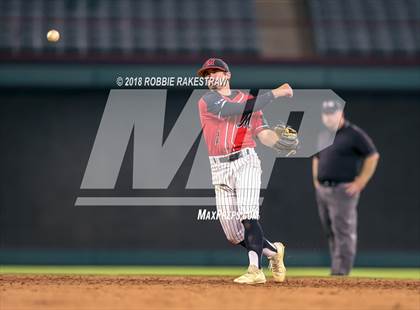Thumbnail 2 in Carroll vs. Marcus (UIL 6A Regional Final) photogallery.