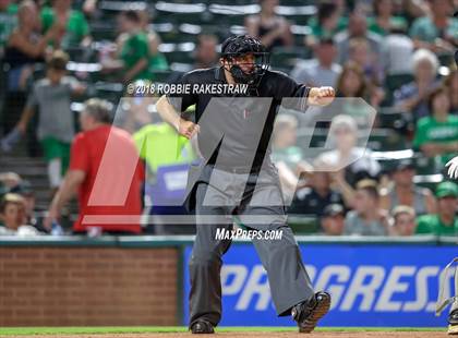 Thumbnail 2 in Carroll vs. Marcus (UIL 6A Regional Final) photogallery.