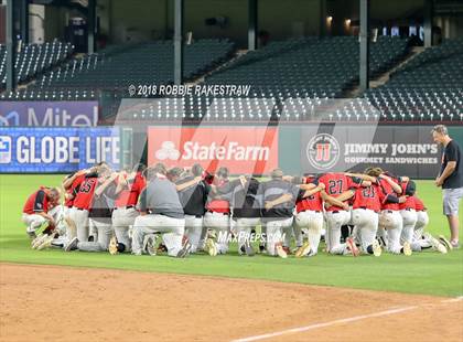 Thumbnail 3 in Carroll vs. Marcus (UIL 6A Regional Final) photogallery.