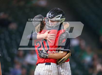 Thumbnail 2 in Carroll vs. Marcus (UIL 6A Regional Final) photogallery.