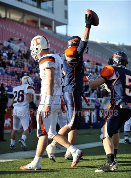Thumbnail 2 in Mountain Crest vs. Timpview photogallery.