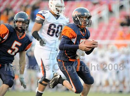 Thumbnail 1 in Mountain Crest vs. Timpview photogallery.