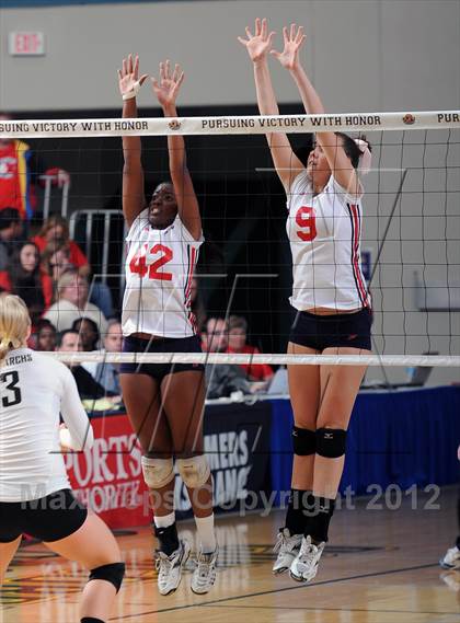 Thumbnail 1 in King vs. Archbishop Mitty (CIF State D2 Final) photogallery.