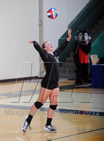 Thumbnail 3 in King vs. Archbishop Mitty (CIF State D2 Final) photogallery.