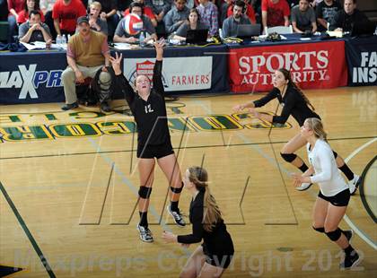 Thumbnail 3 in King vs. Archbishop Mitty (CIF State D2 Final) photogallery.