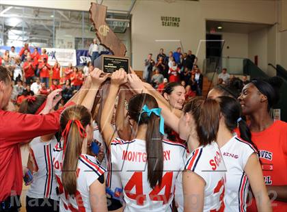 Thumbnail 2 in King vs. Archbishop Mitty (CIF State D2 Final) photogallery.