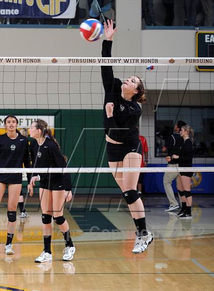 Thumbnail 2 in King vs. Archbishop Mitty (CIF State D2 Final) photogallery.