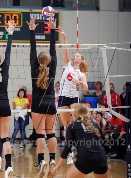 Thumbnail 1 in King vs. Archbishop Mitty (CIF State D2 Final) photogallery.