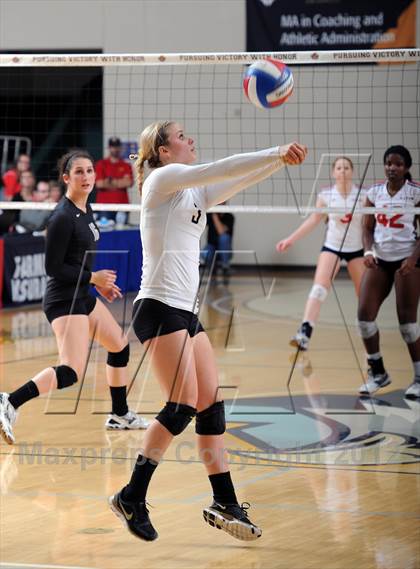 Thumbnail 2 in King vs. Archbishop Mitty (CIF State D2 Final) photogallery.