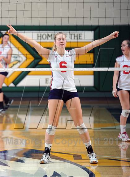 Thumbnail 3 in King vs. Archbishop Mitty (CIF State D2 Final) photogallery.