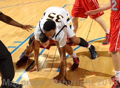 Thumbnail 3 in JW North vs. Redondo Union (CIF SoCal Regional D2 Final) photogallery.