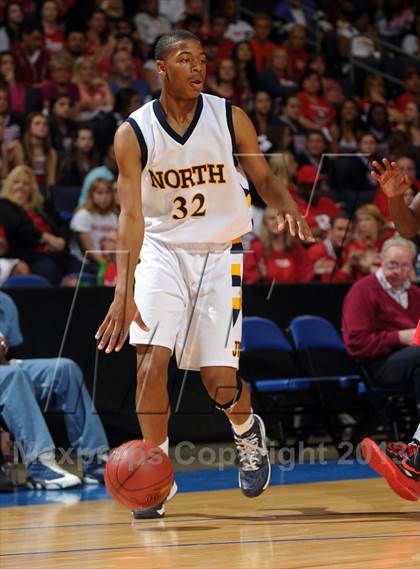 Thumbnail 1 in JW North vs. Redondo Union (CIF SoCal Regional D2 Final) photogallery.