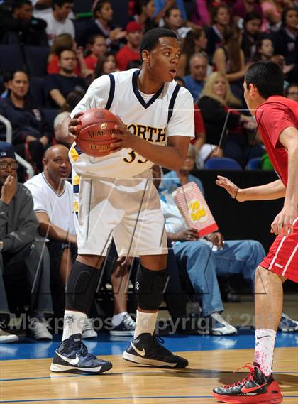Thumbnail 2 in JW North vs. Redondo Union (CIF SoCal Regional D2 Final) photogallery.