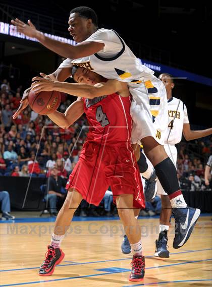 Thumbnail 2 in JW North vs. Redondo Union (CIF SoCal Regional D2 Final) photogallery.