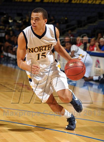 Thumbnail 1 in JW North vs. Redondo Union (CIF SoCal Regional D2 Final) photogallery.