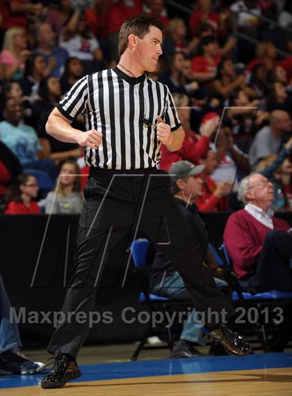 Thumbnail 1 in JW North vs. Redondo Union (CIF SoCal Regional D2 Final) photogallery.
