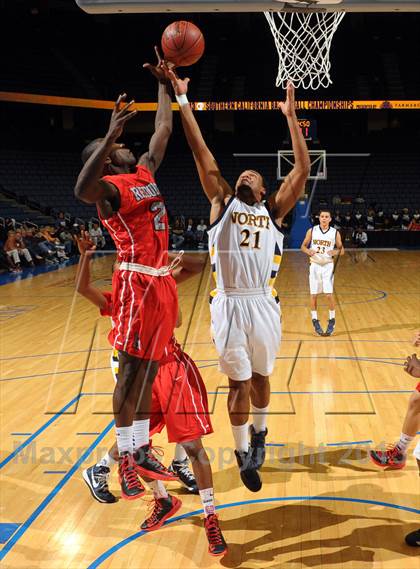 Thumbnail 2 in JW North vs. Redondo Union (CIF SoCal Regional D2 Final) photogallery.