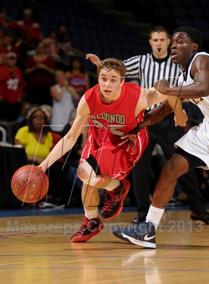 Thumbnail 1 in JW North vs. Redondo Union (CIF SoCal Regional D2 Final) photogallery.