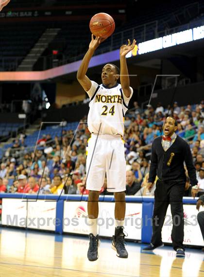 Thumbnail 1 in JW North vs. Redondo Union (CIF SoCal Regional D2 Final) photogallery.