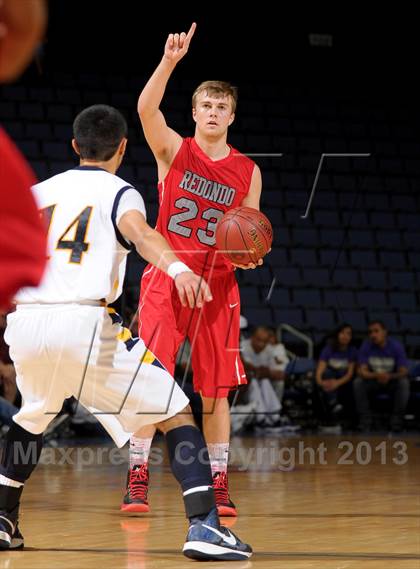 Thumbnail 3 in JW North vs. Redondo Union (CIF SoCal Regional D2 Final) photogallery.
