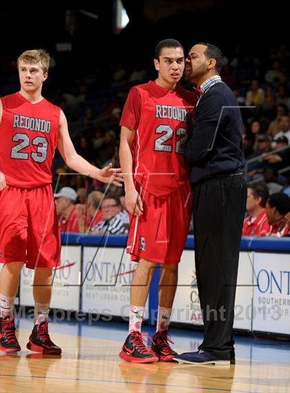 Thumbnail 1 in JW North vs. Redondo Union (CIF SoCal Regional D2 Final) photogallery.