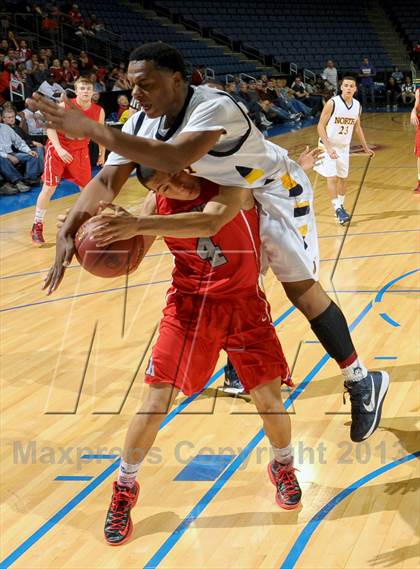 Thumbnail 2 in JW North vs. Redondo Union (CIF SoCal Regional D2 Final) photogallery.