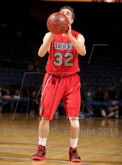 Thumbnail 1 in JW North vs. Redondo Union (CIF SoCal Regional D2 Final) photogallery.