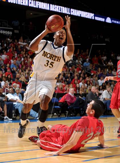Thumbnail 1 in JW North vs. Redondo Union (CIF SoCal Regional D2 Final) photogallery.