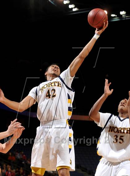 Thumbnail 1 in JW North vs. Redondo Union (CIF SoCal Regional D2 Final) photogallery.