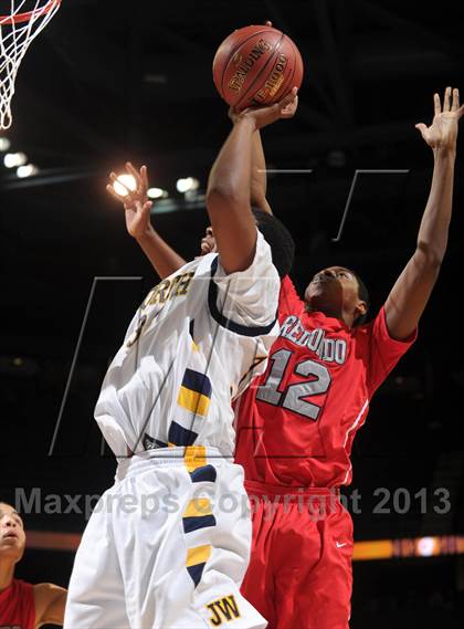 Thumbnail 1 in JW North vs. Redondo Union (CIF SoCal Regional D2 Final) photogallery.