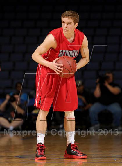 Thumbnail 2 in JW North vs. Redondo Union (CIF SoCal Regional D2 Final) photogallery.