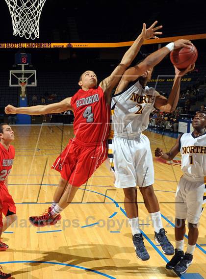 Thumbnail 3 in JW North vs. Redondo Union (CIF SoCal Regional D2 Final) photogallery.