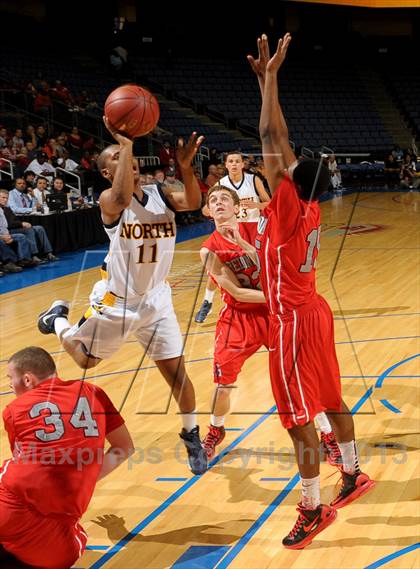 Thumbnail 3 in JW North vs. Redondo Union (CIF SoCal Regional D2 Final) photogallery.